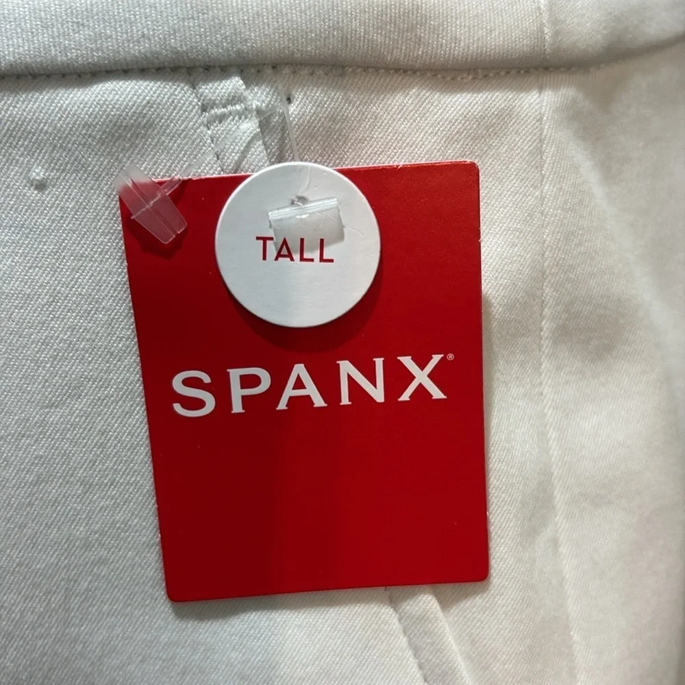Spanx Sz L  Classic white pull on NWT slim straight pants